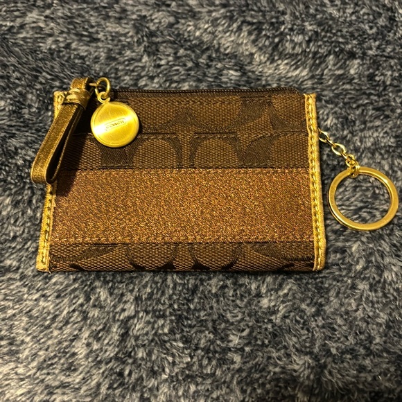Coach card holder and keychain ( mini skinny) - Picture 4 of 9
